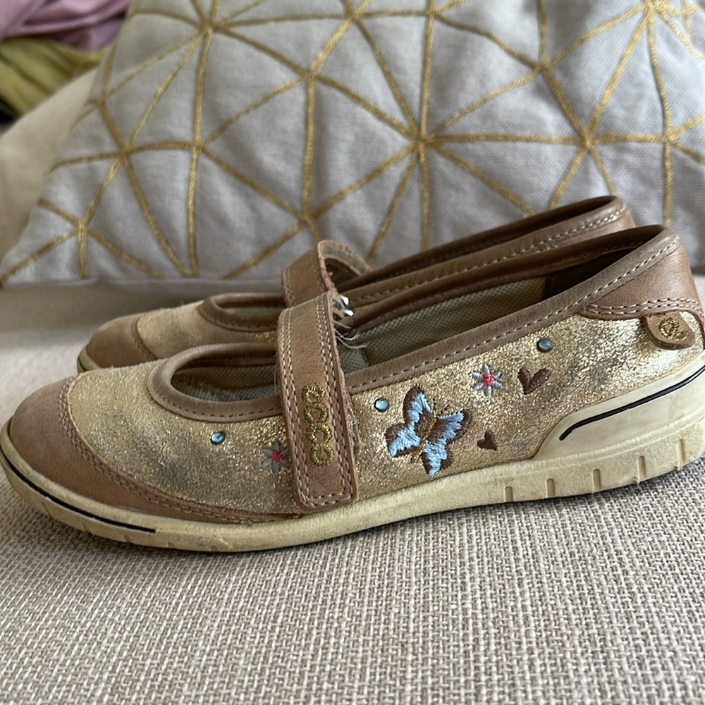 Ecco size 30 in a good condition